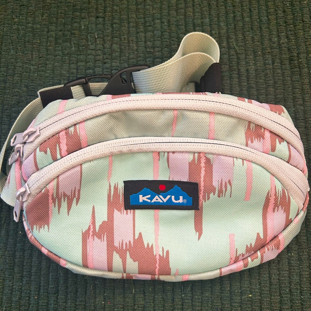 KAVU Spectator Belt Bag